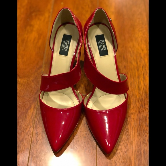 Jones New York Glossy Red Heels - Picture 2 of 9